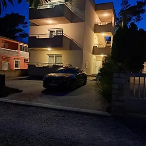 Vukadin Apartman